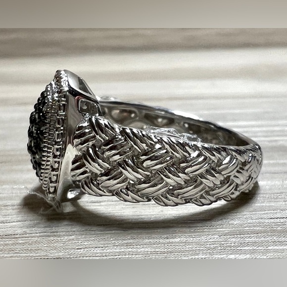 Designer Signed (JS) Sterling Silver Green Pave Diamond Ring, Size 7, 6.9g - Picture 2 of 8